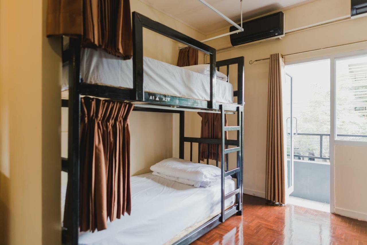 No.9 Hostel & Cafe Chiang Mai Luaran gambar